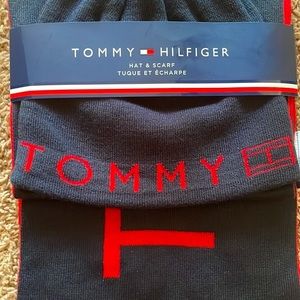 Tommy Hilfiger Mens 2 Piece Hat And Scarf Set, reversible. Perfect Gift.